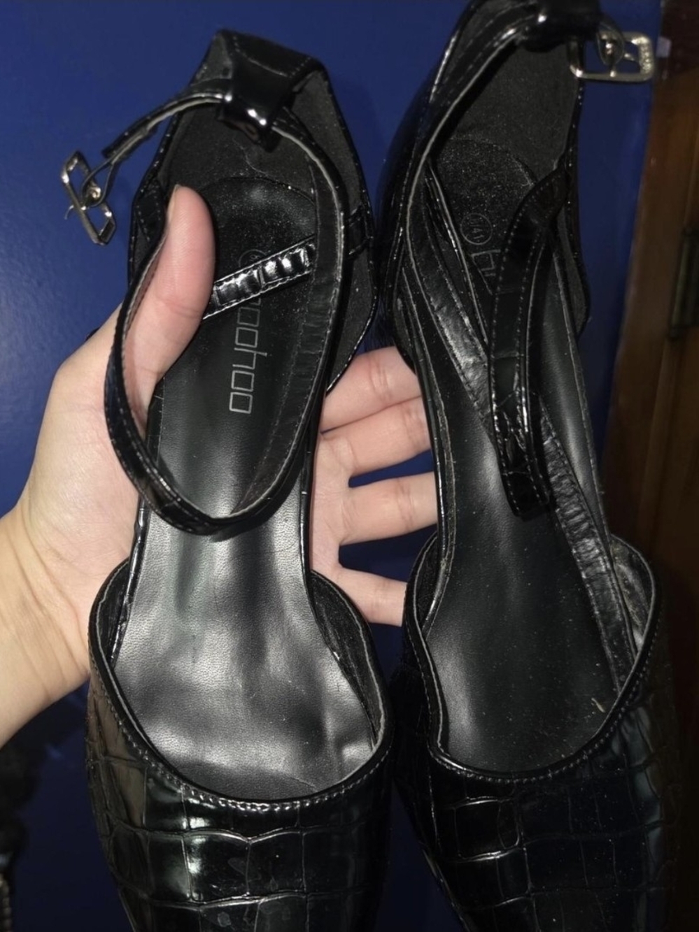 Black Women’s Ankle-Strap Pumps - Classic Croc Patent